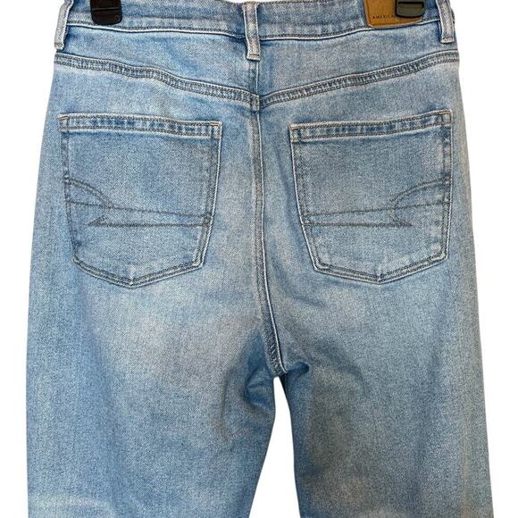 AMERICAN EAGLE Mom Straight Jeans High Waisted Distressed in Blue Women's Size 6 - Picture 9 of 14